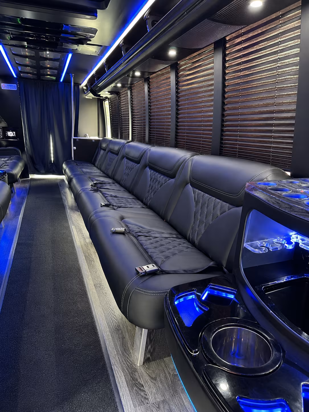 after prom party bus rentals serving woodbury and the twin cities metro