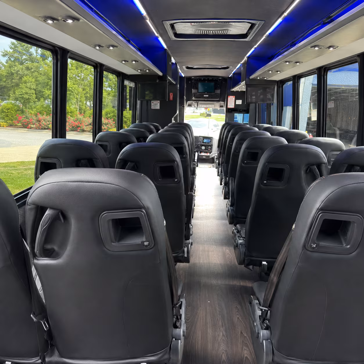 arrange transportation for your next bachelor or bachelorette party 4