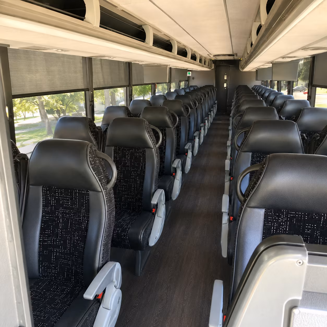arrange transportation for your next corporate event 3