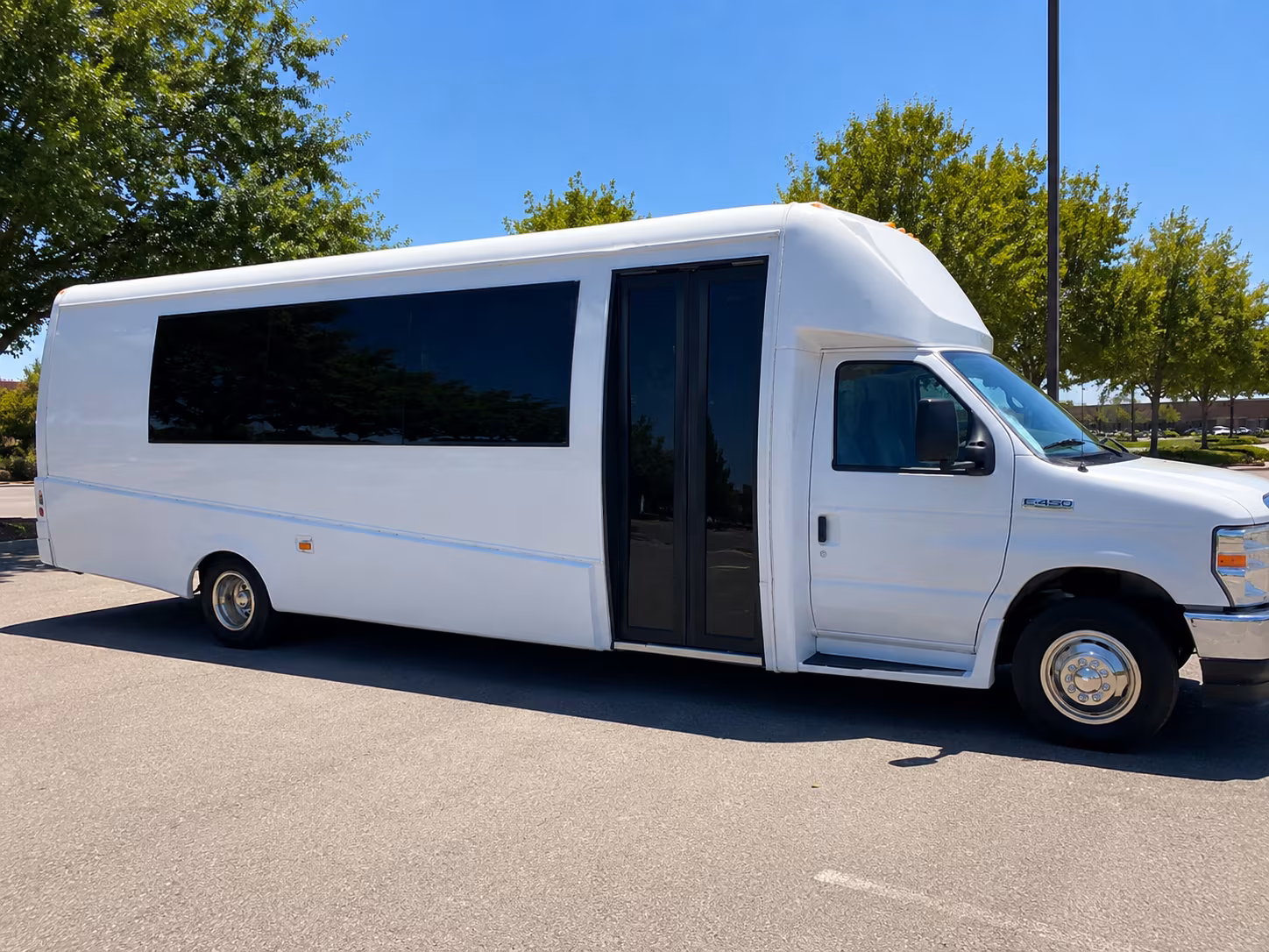 party buses to target center concerts in minneapolis